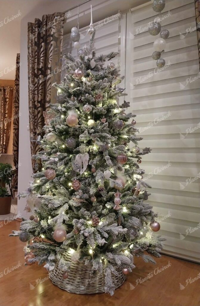 Ozdobiona choinka sztuczna biała PE Świerk Królewski 180 cm