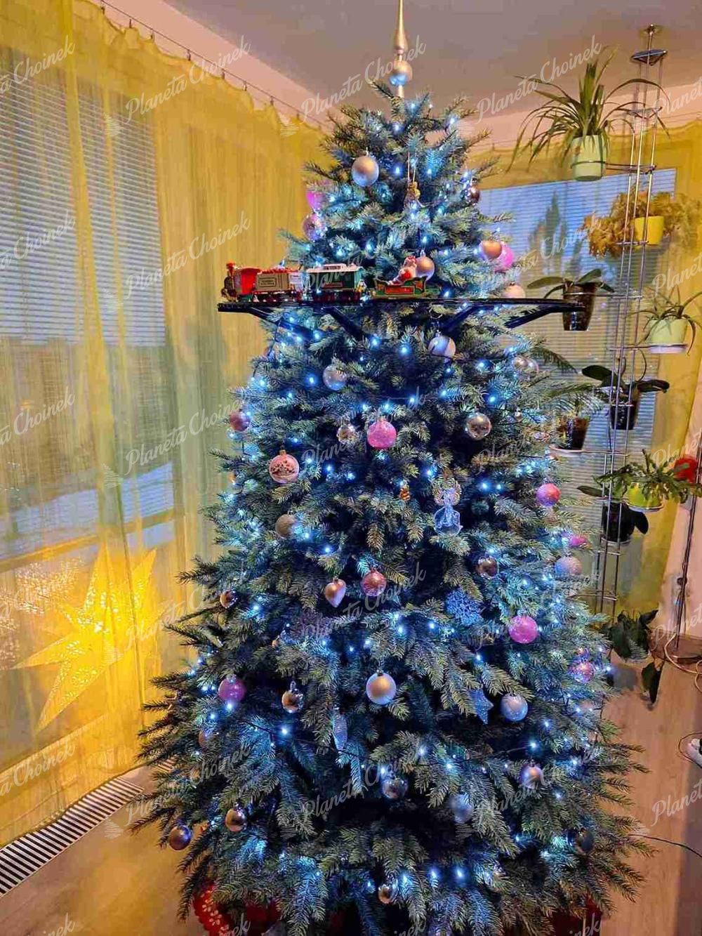 Ubrana ekskluzywna choinka sztuczna jak żywa gęsta PE Świerk Mocny 210 cm
