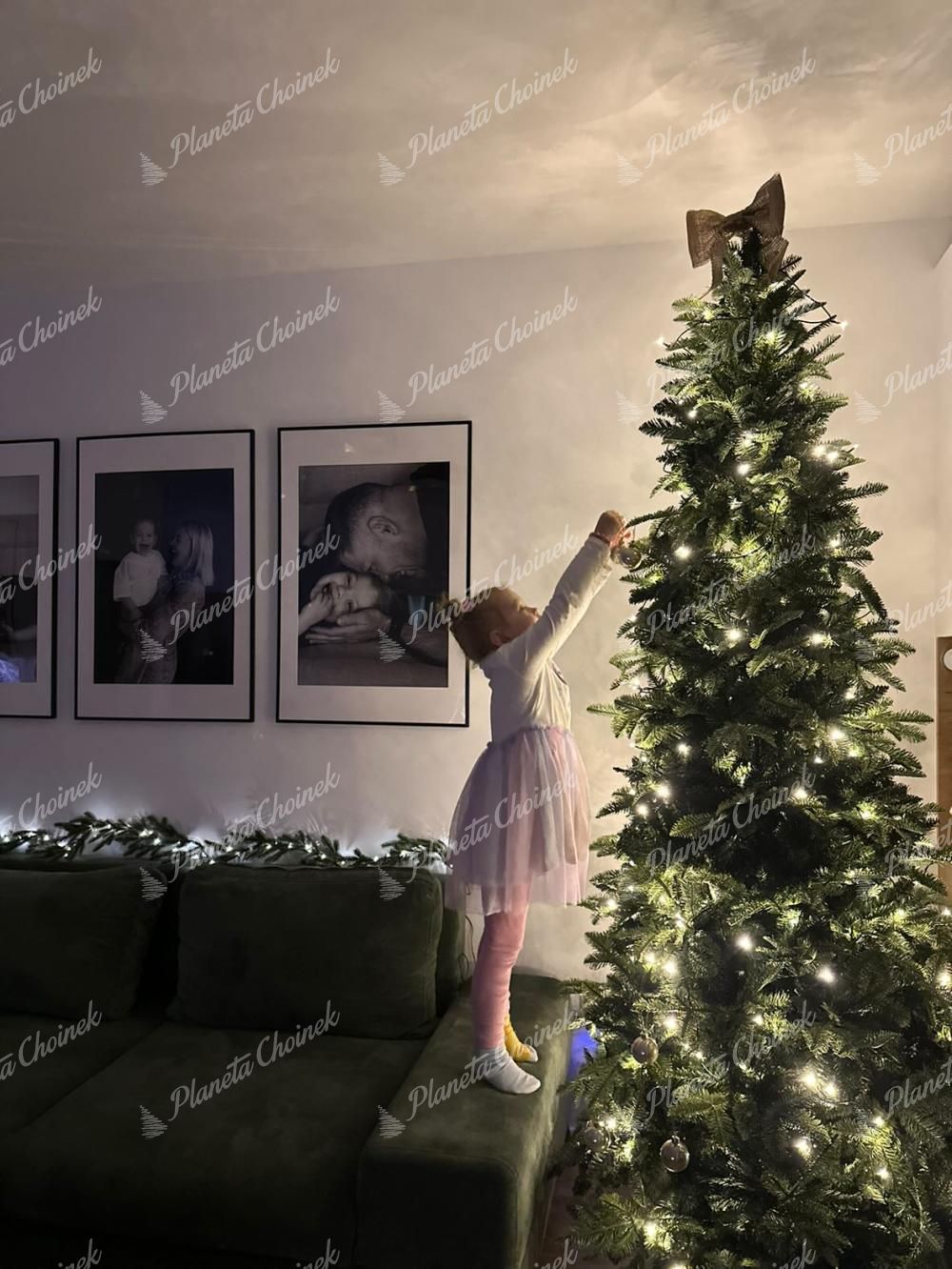 Udekorowana ekskluzywna choinka sztuczna jak żywa PE Jodła Pirenejska 240 cm